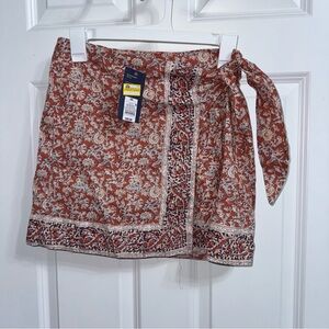 NEW universal thread skirt